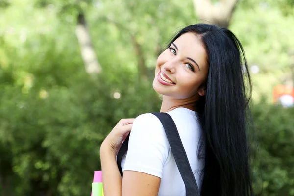 Feliz joven estudiante — Foto de Stock