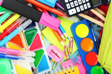 farklı okul malzemeleri