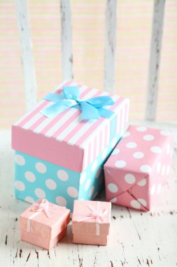 Güzel hediye kutuları.