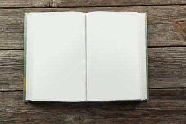 boş açık kitap