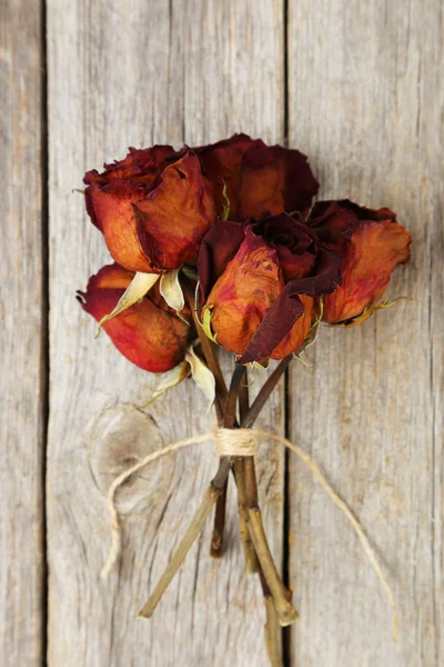 Suszone czerwone róże — Zdjęcie stockowe