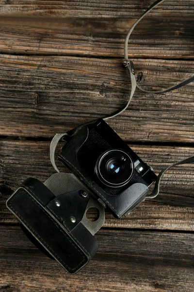 Старий ретро фотоапарат — стокове фото
