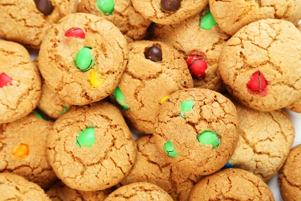 Cookies med färgglada godis — Stockfoto