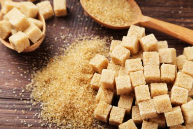 kaşığı kahverengi şeker