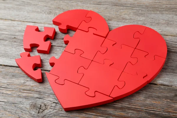 Red puzzle heart — Stock Photo, Image