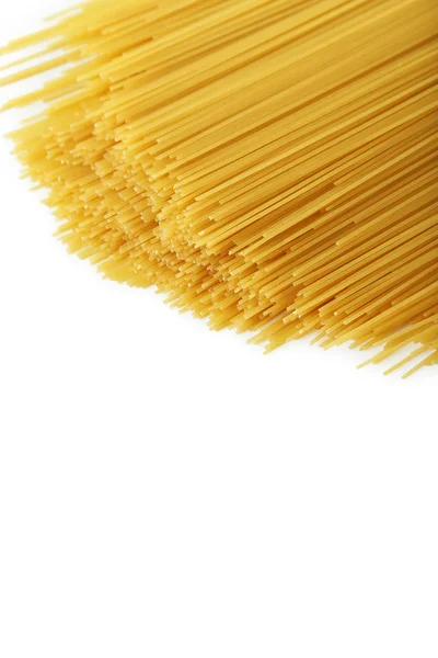 Espaguetis sobre fondo blanco —  Fotos de Stock
