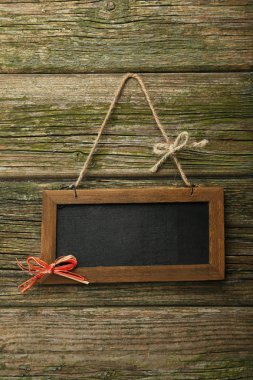 kahverengi ahşap çerçeve