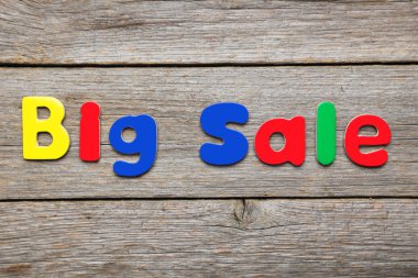 Büyük satış sözleri renkli mıknatıslar etti