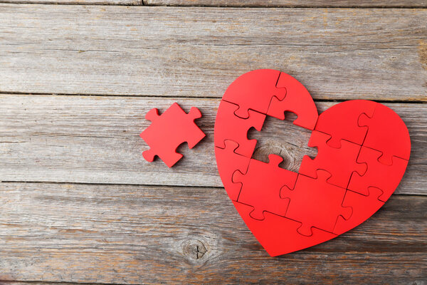 Red puzzle heart