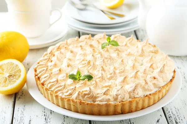 Lemon meringue pie on plate — Stock Photo, Image