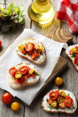 lezzetli taze bruschetta domates ile