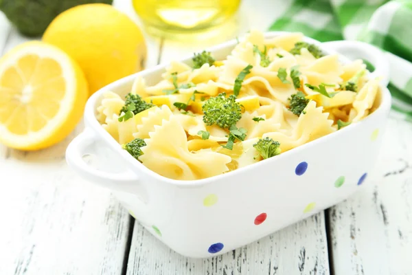 Delicious pasta with with broccoli — Stock Photo, Image