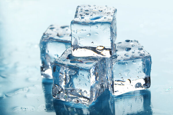 Кубики льда вблизи
