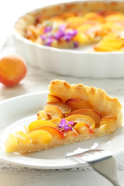 Slice of apricot pie — Stock Photo, Image