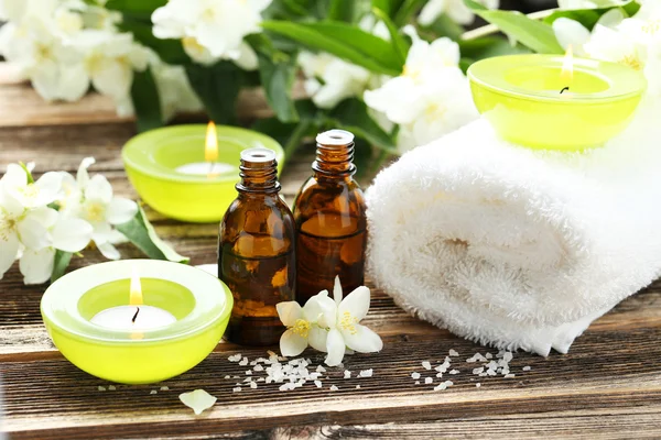 Spa setting with flowers — Stock Photo, Image