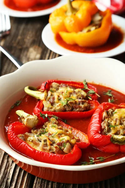 Paprika 's gevuld met vlees — Stockfoto