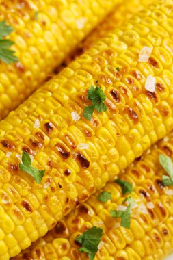Taze lezzetli ızgara mısır