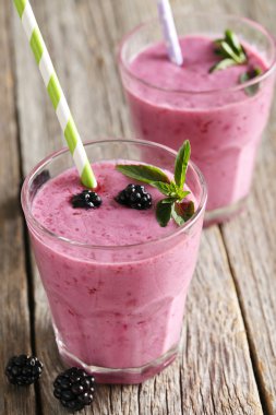 BlackBerry yüzlü gözlük