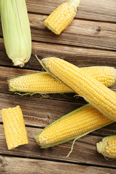 Kolby kukurydzy dojrzałe — Zdjęcie stockowe