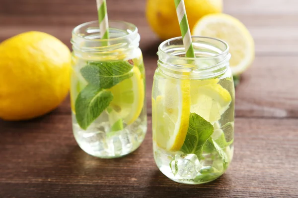 Limon taze limonata — Stok fotoğraf