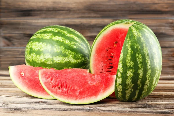 Mogna skivade vattenmeloner — Stockfoto
