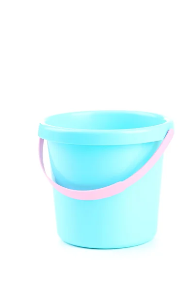 Plastový kbelík na bílém pozadí — Stock fotografie