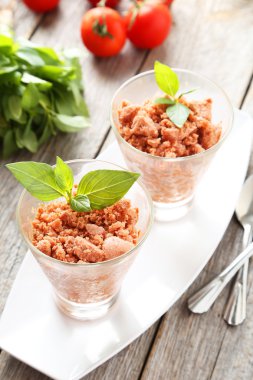 cam granita taze domates ile