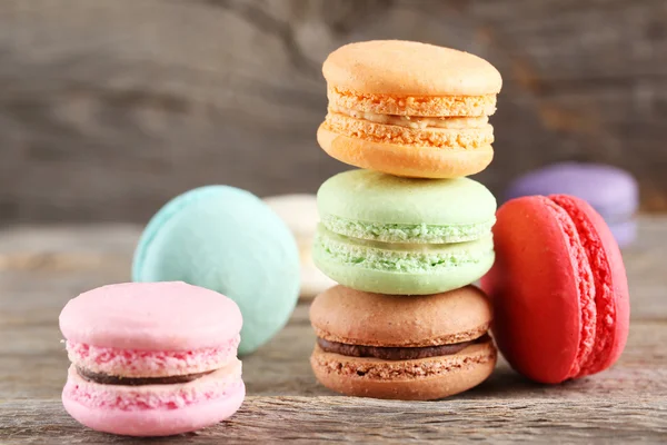 Macarons coloridos e saborosos franceses — Fotografia de Stock