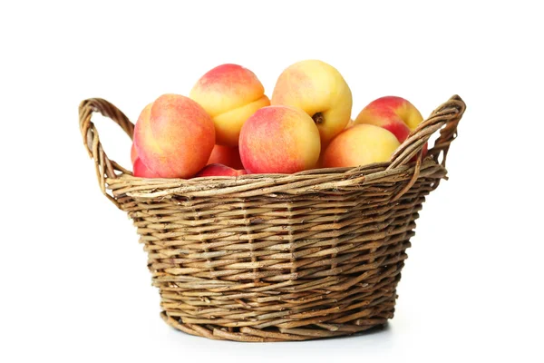 Fresh apricots in basket — Stock Photo, Image