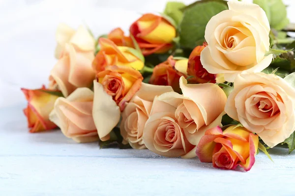 Bouquet de roses d'orange — Photo