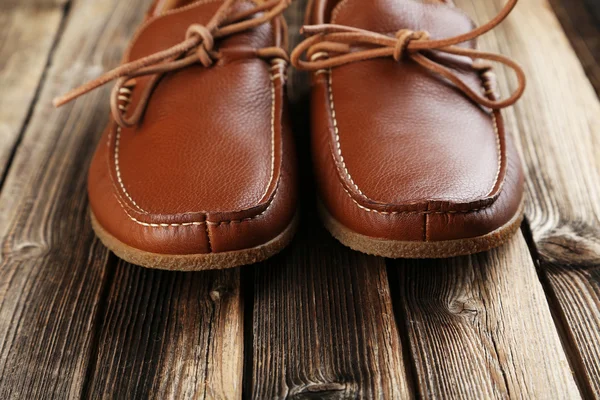 Brązowe pantofle — Zdjęcie stockowe