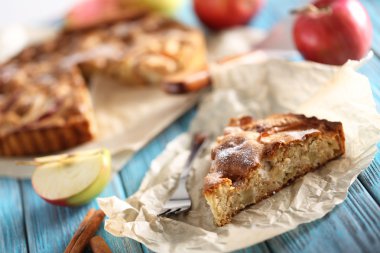 ev yapımı elma kek