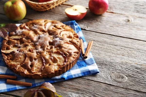 Tort de mere de casă — Fotografie, imagine de stoc