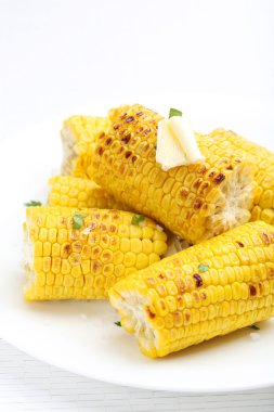 Taze lezzetli ızgara mısır