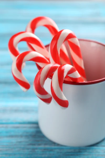 Latas de dulces de Navidad —  Fotos de Stock