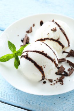 Tatlı dondurma plaka