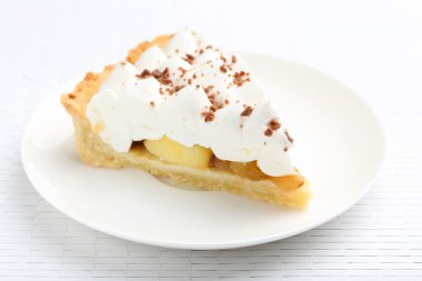 Elmalı pasta ve kremalı.