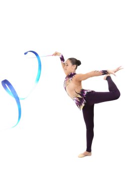 Kurdele ile genç jimnastikçiler