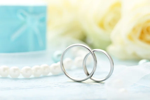 Silver wedding rings — Stock Photo, Image