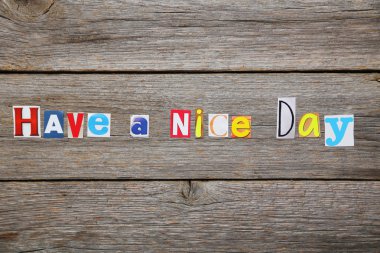 Kelimeleri iyi dergi harfler dışarı kesim içinde günler
