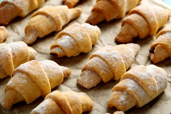 Friss, házi croissant-t — Stock Fotó