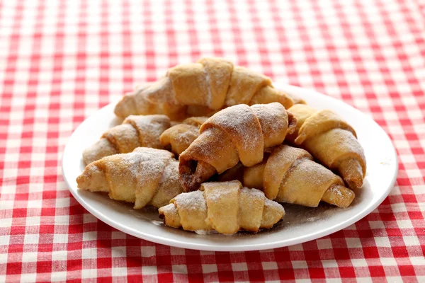 Čerstvé domácí croissanty — Stock fotografie