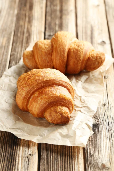 Läckra färska croissanter — Stockfoto