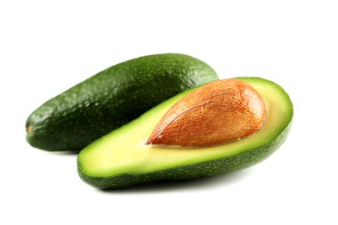 bir ve yarım olgunlaşmış avokado