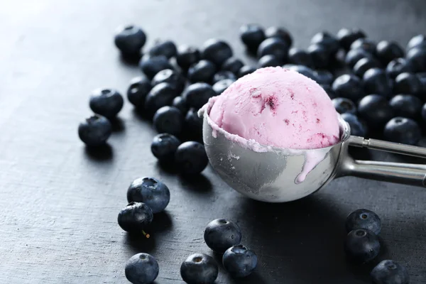 Helado con arándanos — Foto de Stock