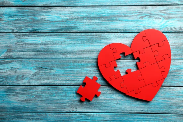 Červená puzzle srdce — Stock fotografie