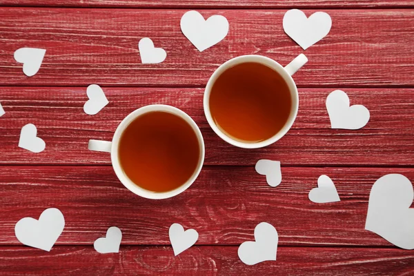 Szerelmes szívek a csésze tea — Stock Fotó
