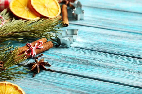 Fatias de laranja com decoração de Natal — Fotografia de Stock