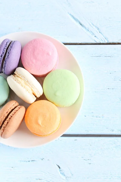 Macarons français colorés et savoureux — Photo