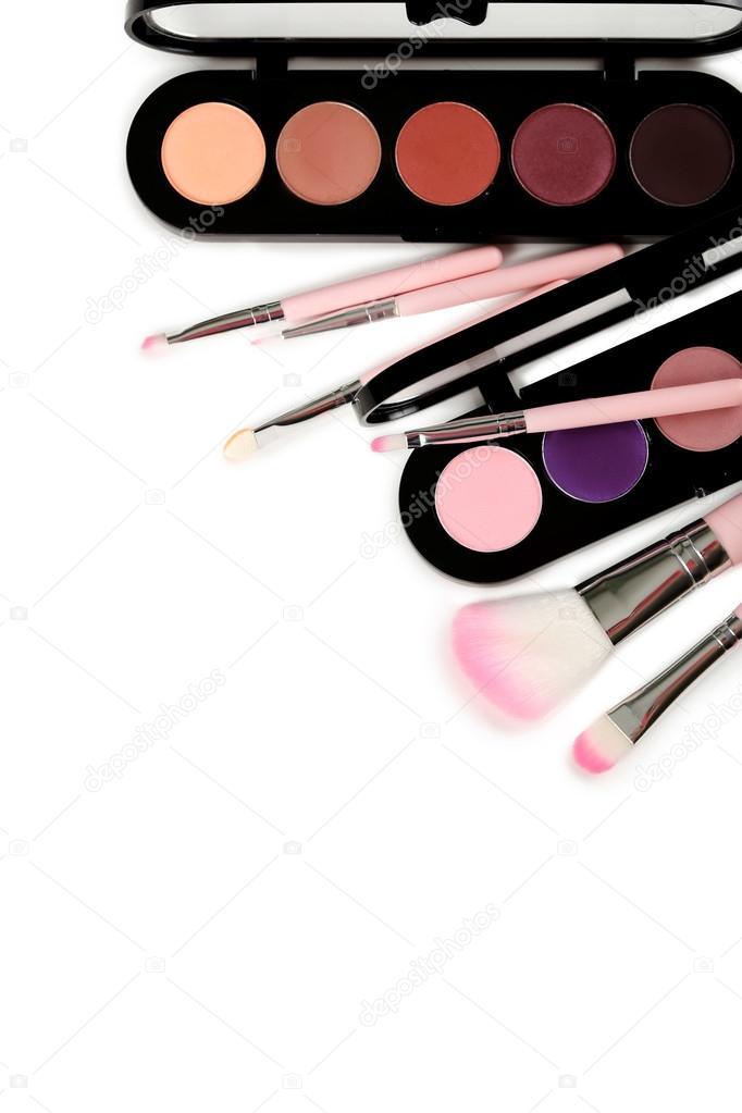 Makeup brush set with palette